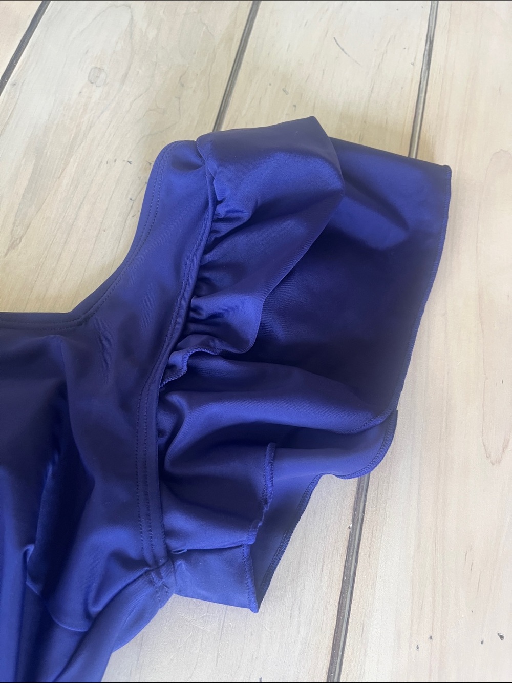 NWOT EoMenie Navy Ruffle One-Piece Ruched Swimsuit - Picture 5 of 12